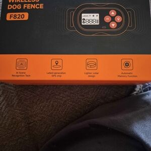 Wireless Dog Fence F820 with GPS Chip